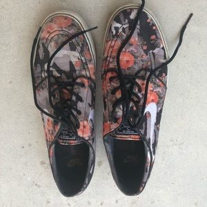 Nike Floral Janoski